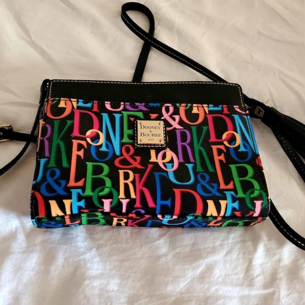 Dooney & Bourke